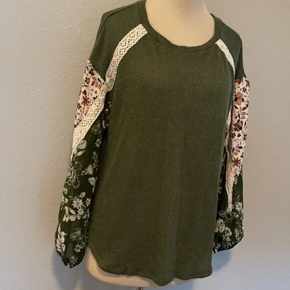FRANCESCAS blue rain waffle balloon sleeve olive green top medium - Picture 5 of 9